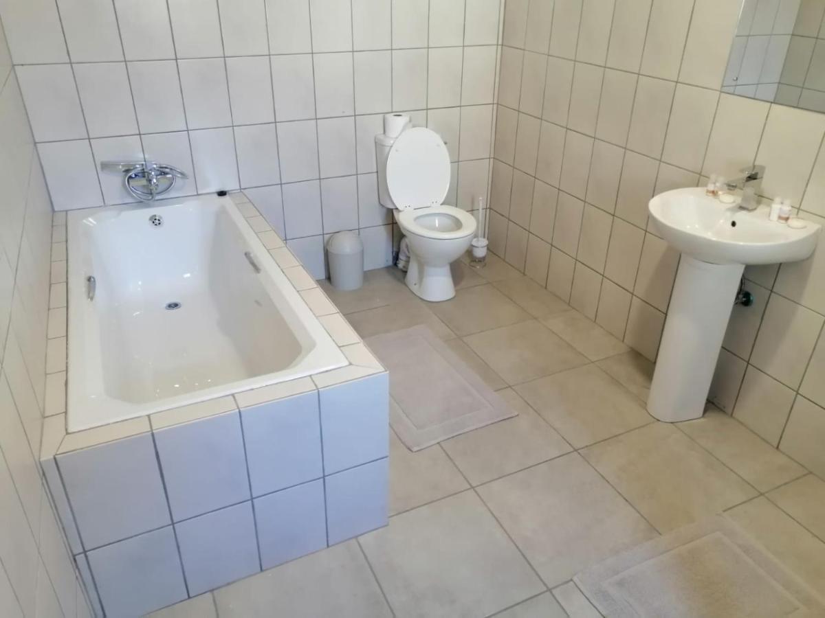 La Gracia Lodge Louis Trichardt Ngoại thất bức ảnh